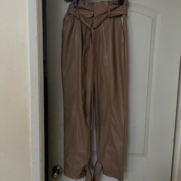 PLEATHER TAN PANTS WITH TIE DETAIL | SIZE SM - Picture 2 of 4